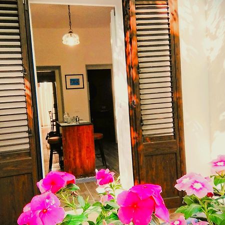 Domus Vetriera Apartment Palermo Ngoại thất bức ảnh